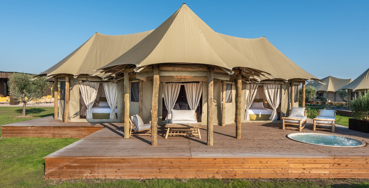 Over het algemeen Berg kleding op Zegevieren 4 Season Luxury Glamping Tents - Exclusive Tents