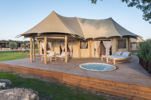 DSC_6910-HDR Lounge Tents